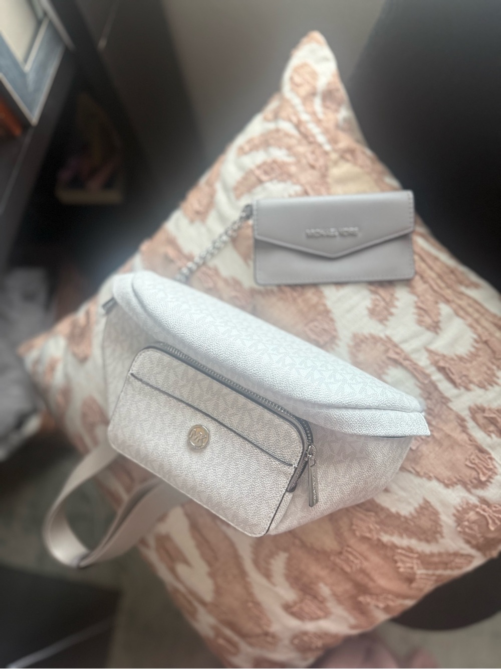 Michael Kors Gray Logo Waistpack with Silver Hardware. NWT - Picture 4 of 7